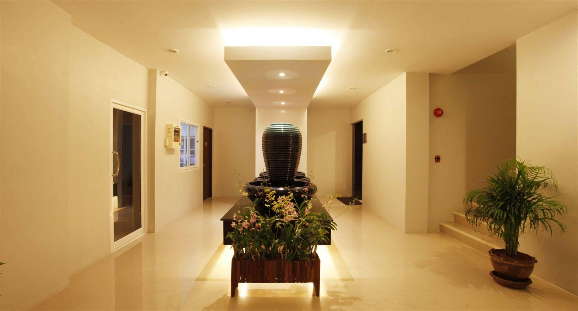 Nize Hotel - Sha Plus Phuket Exterior photo